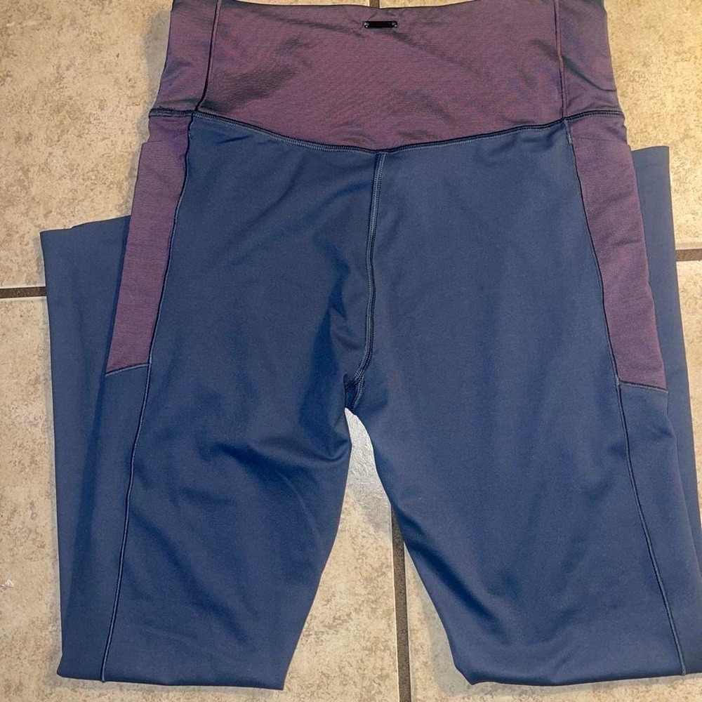 Victoria Secret On Point Colorblock Leggings Blue Purple Medium NWT 11207265
